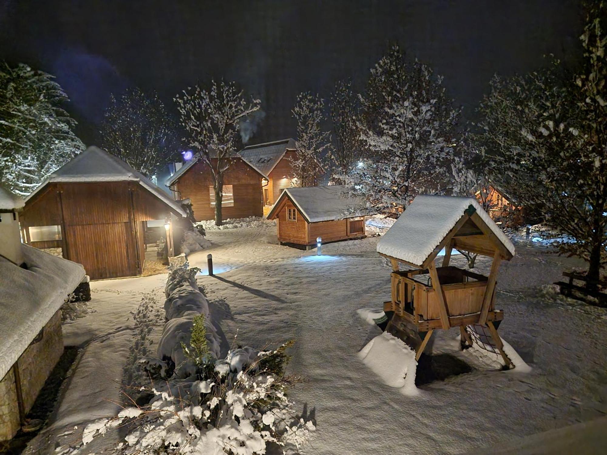 Apartments Kamp Podgrad Vransko Buitenkant foto