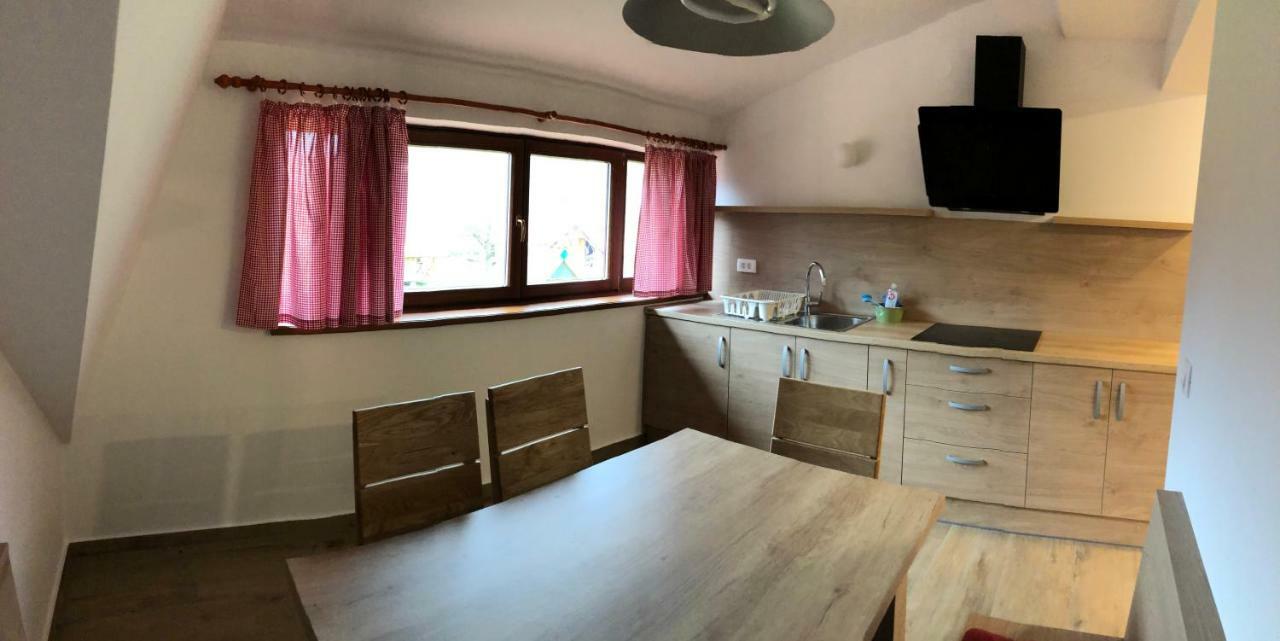 Apartments Kamp Podgrad Vransko Buitenkant foto